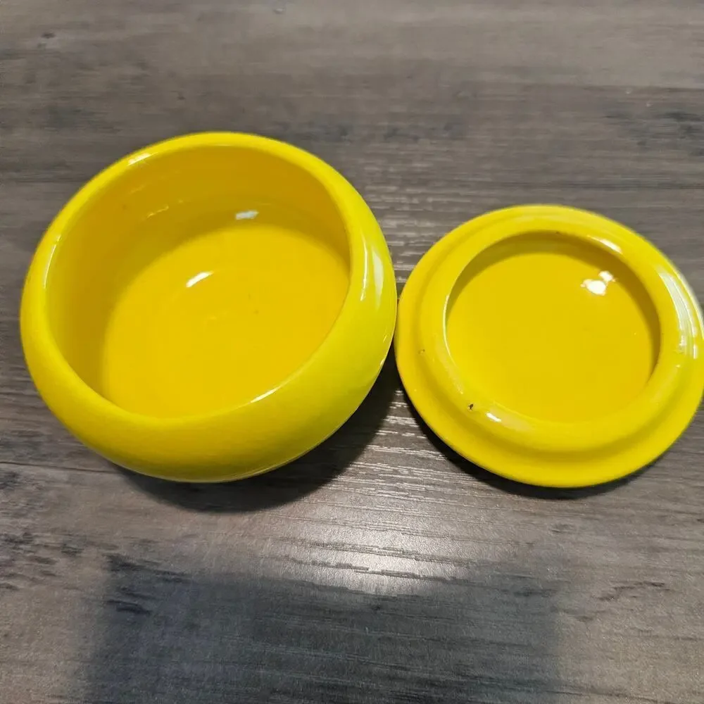 Vintage Victorian Trinket Jewelry Box Yellow Round Ceramic Keepsake Medieval